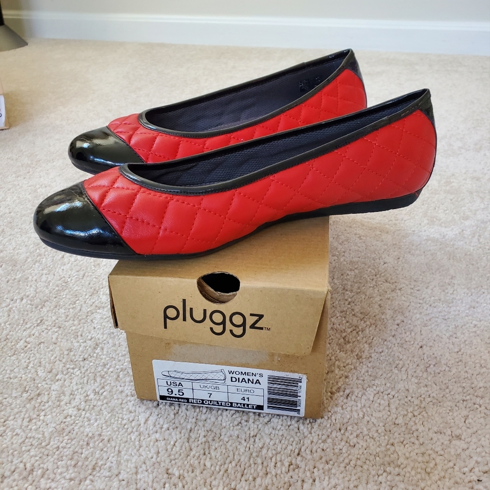 Pluggz Women's Red Quilted Leather Ballet Flats (Size 9.5)